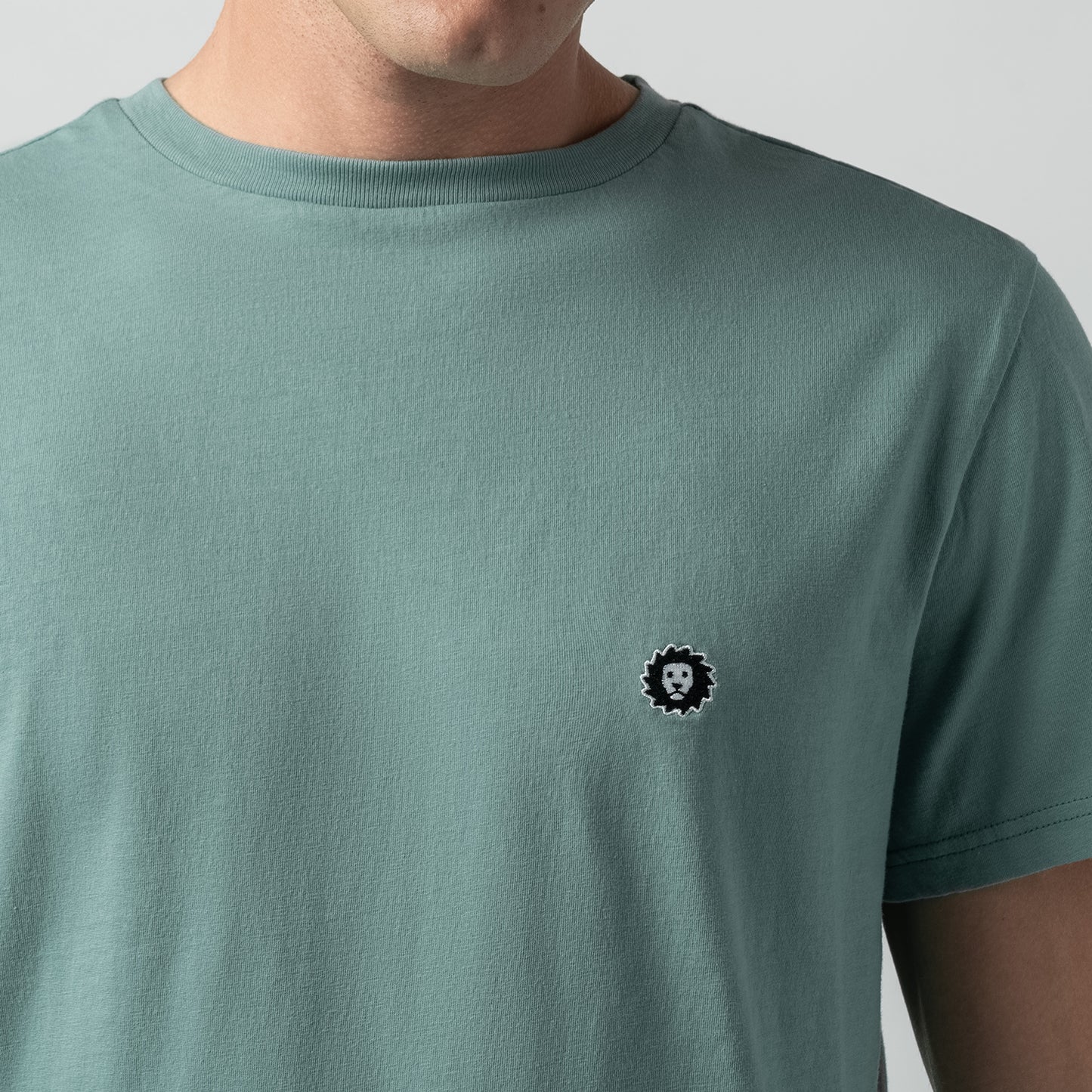 Lion Tee Essentials - Sage Green