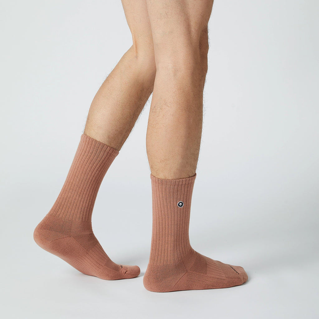 Athletic Essentials Lion - Brown Rose