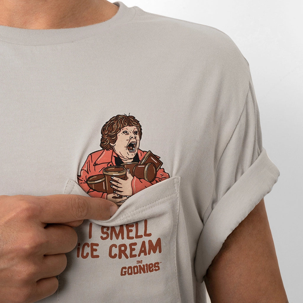 The Goonies T-Shirt & Gift Pack Bundle - Various