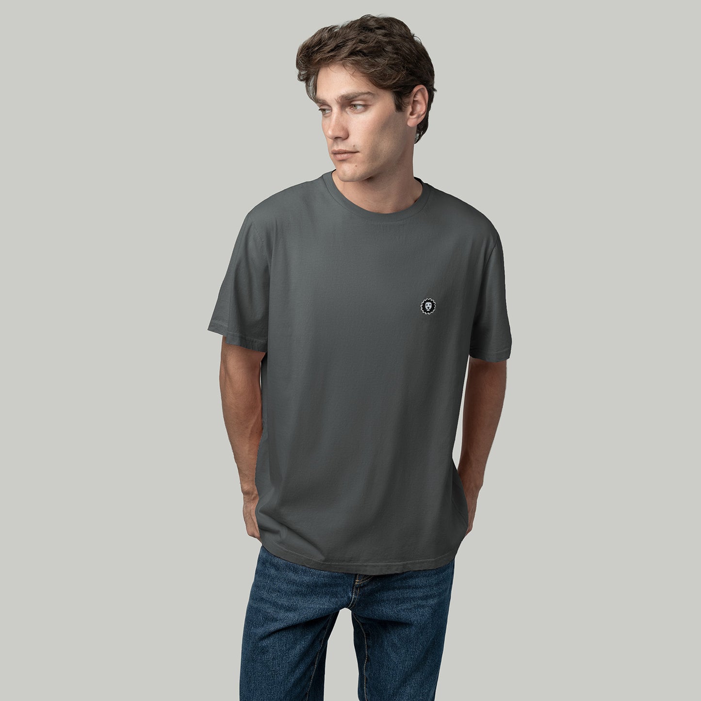 Lion Tee Essentials - Charcoal (2)